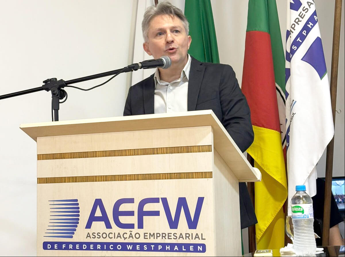 Capa AEFW cobra esclarecimentos sobre ponte sobre o rio Uruguai e busca garantias com DNIT