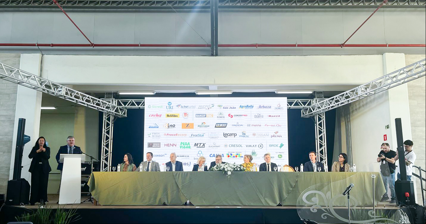 Capa Expofred 2025 é aberta oficialmente em Frederico Westphalen