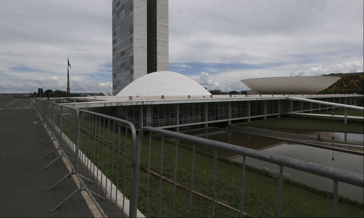 Capa Congresso convoca parlamentares para posse de Lula e Alckmin