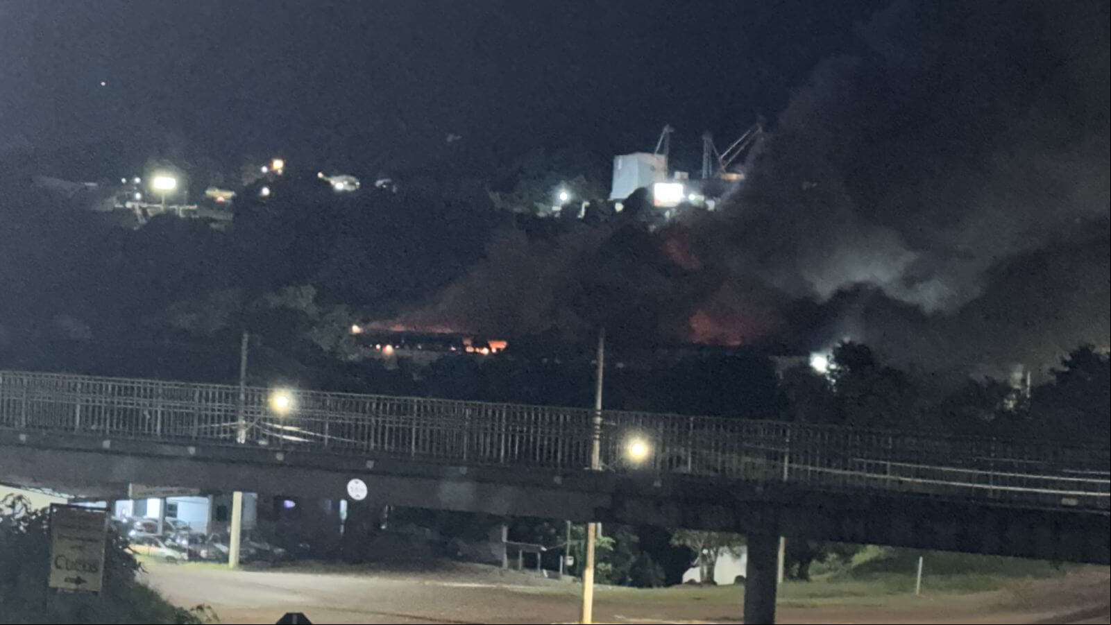 Capa Princípio de incêndio atinge empresa Bakof Tec em Frederico Westphalen