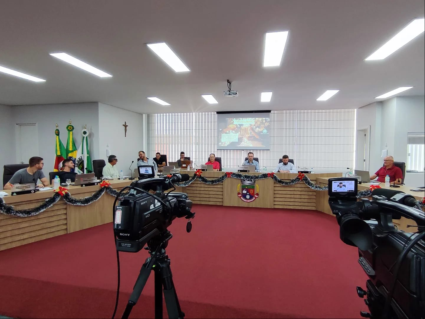 Capa Câmara aprova contratação de 240 profissionais da Educação para o ano letivo de 2023