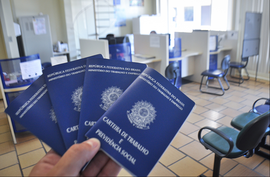 Capa FGTAS/Sine de Frederico Westphalen oferece vagas de emprego