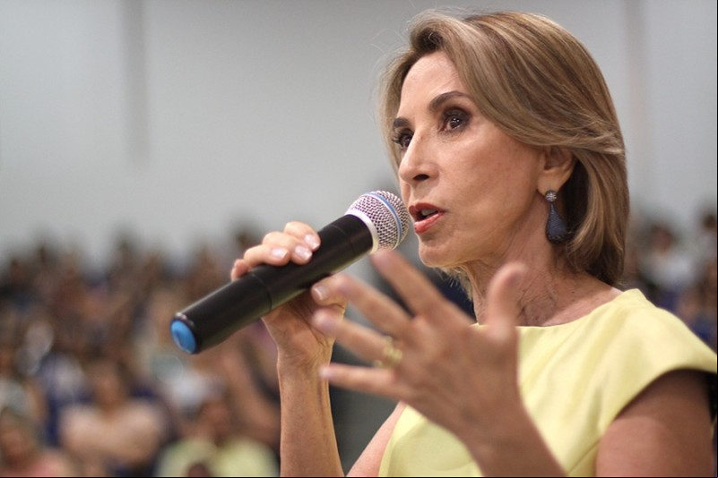 Capa Raquel Teixeira concede entrevista exclusiva ao Complexo LA