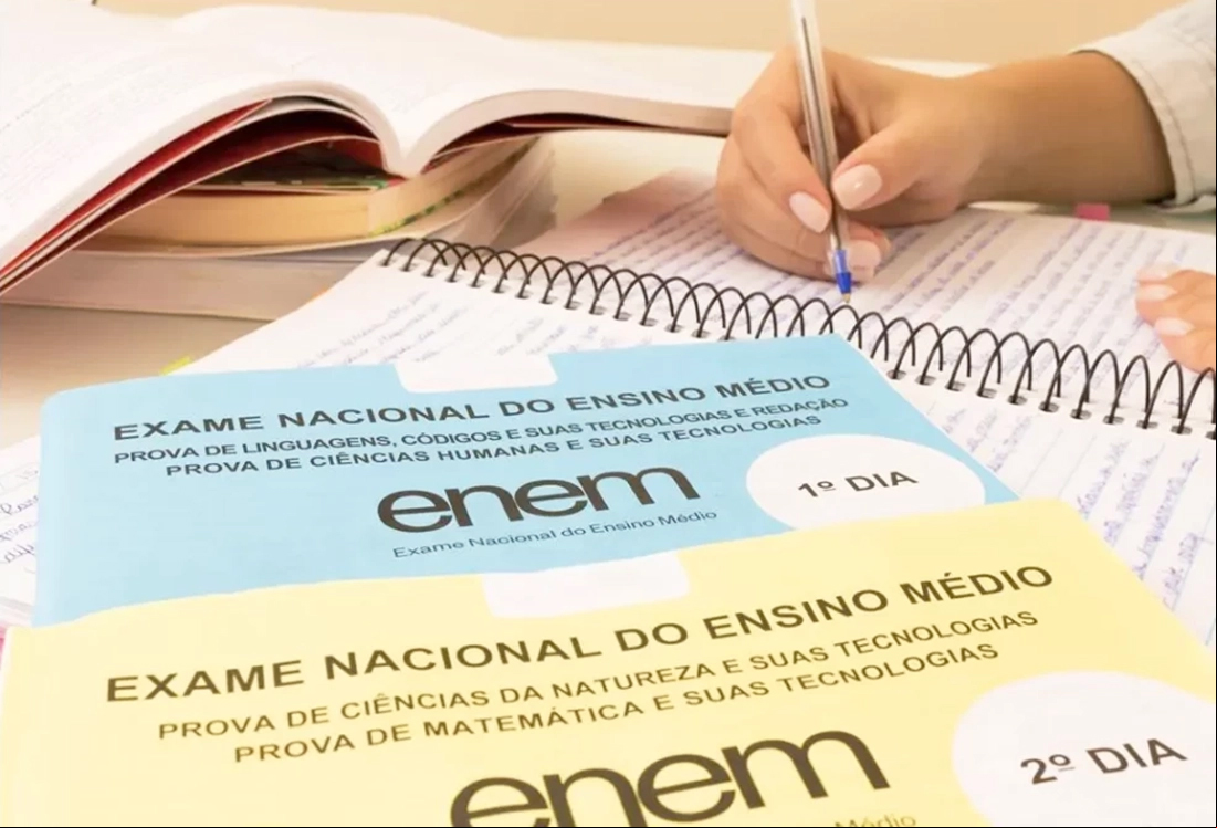 Capa Enem volta a certificar conclusão do ensino médio